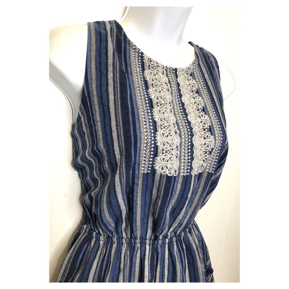 Andree | Bohemian Pom Fringe Embroidered Romper - Picture 3 of 11